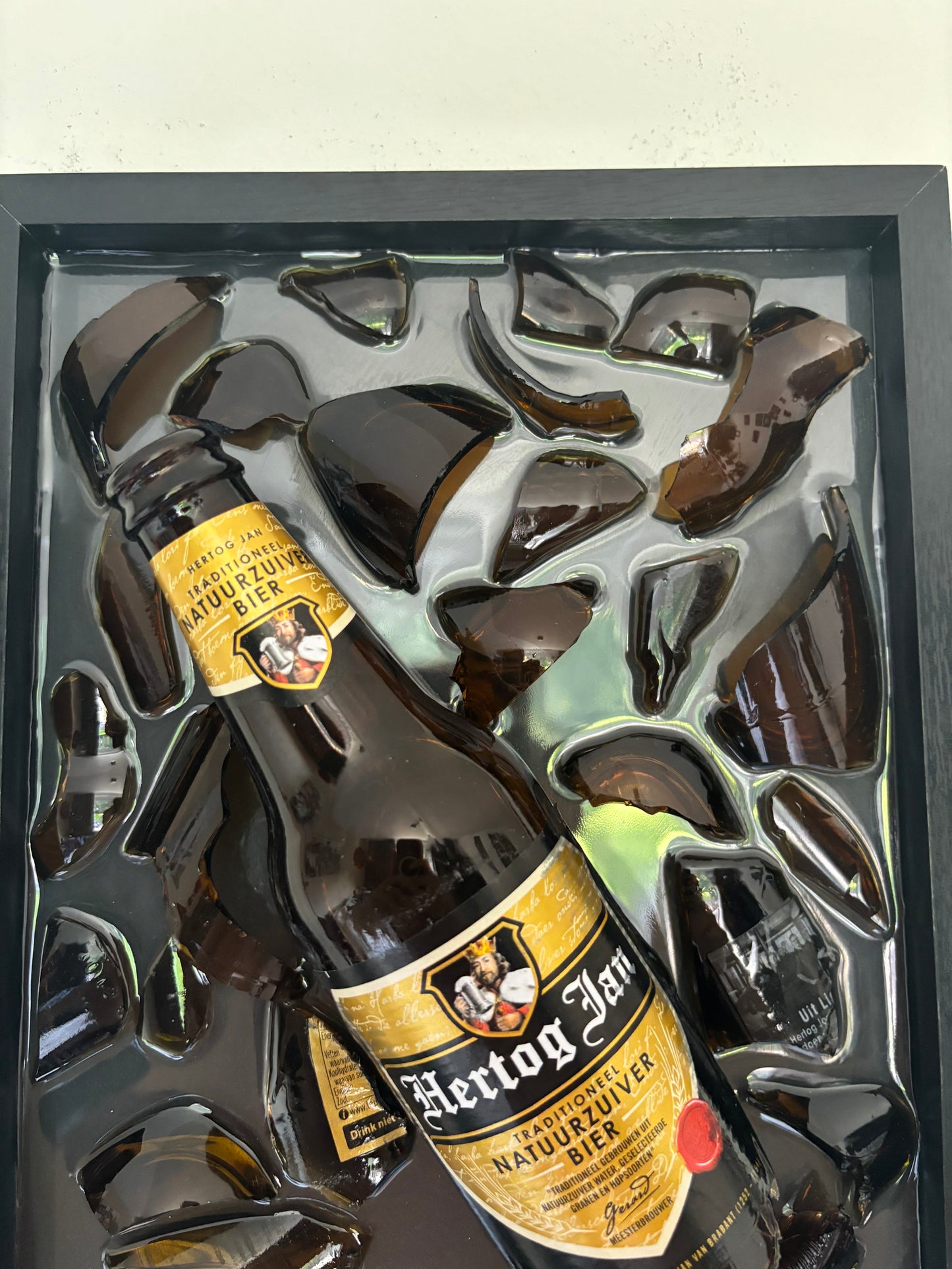 Broken Bottle Art Hertog Jan